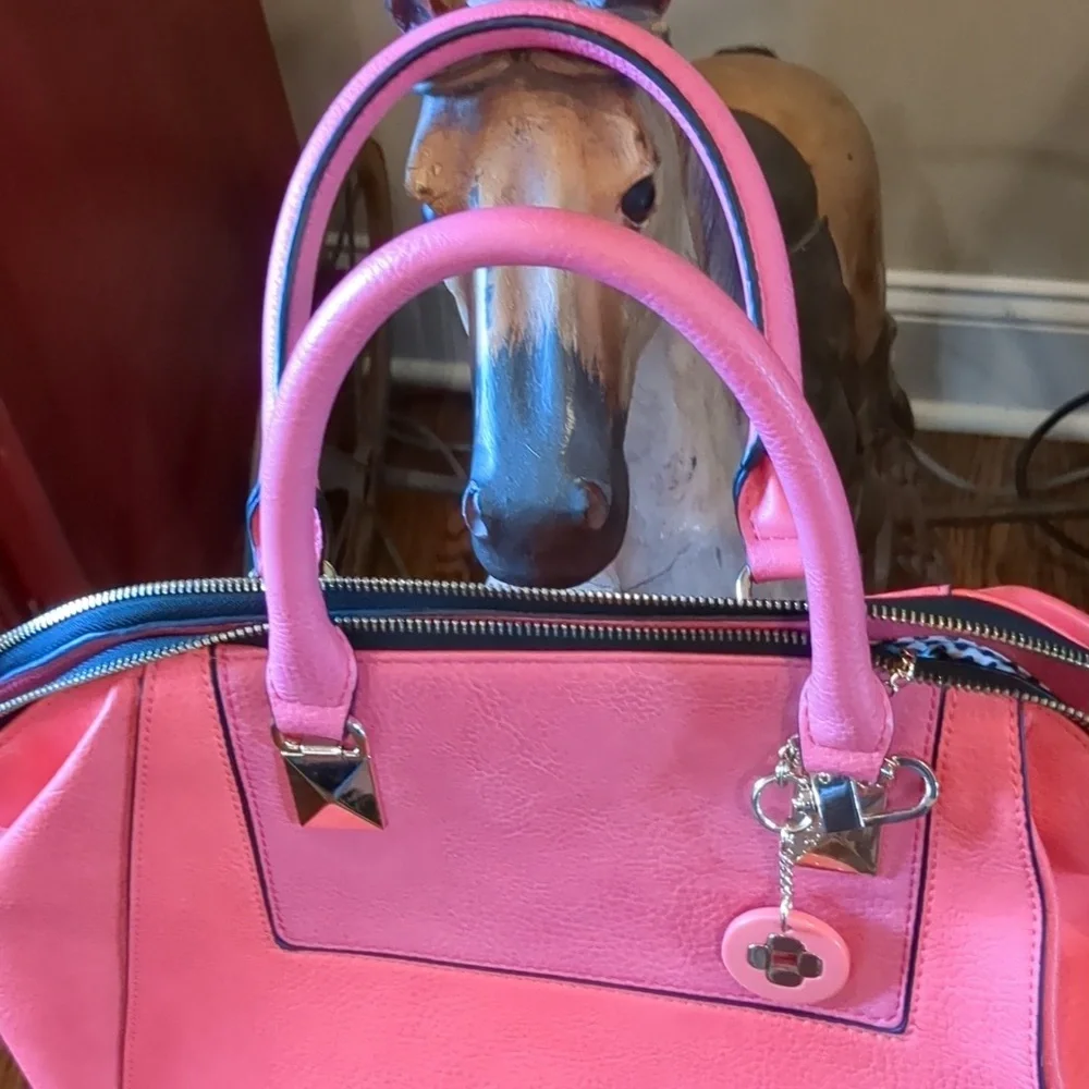 Gianni Bini Two-Tone vinyl bag